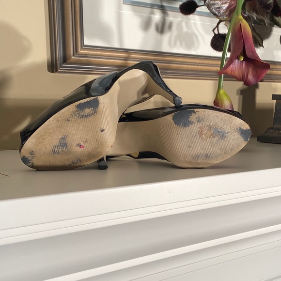 GUESS Black Patent, Sling Back Peep-Toed Heels - Picture 8 of 16